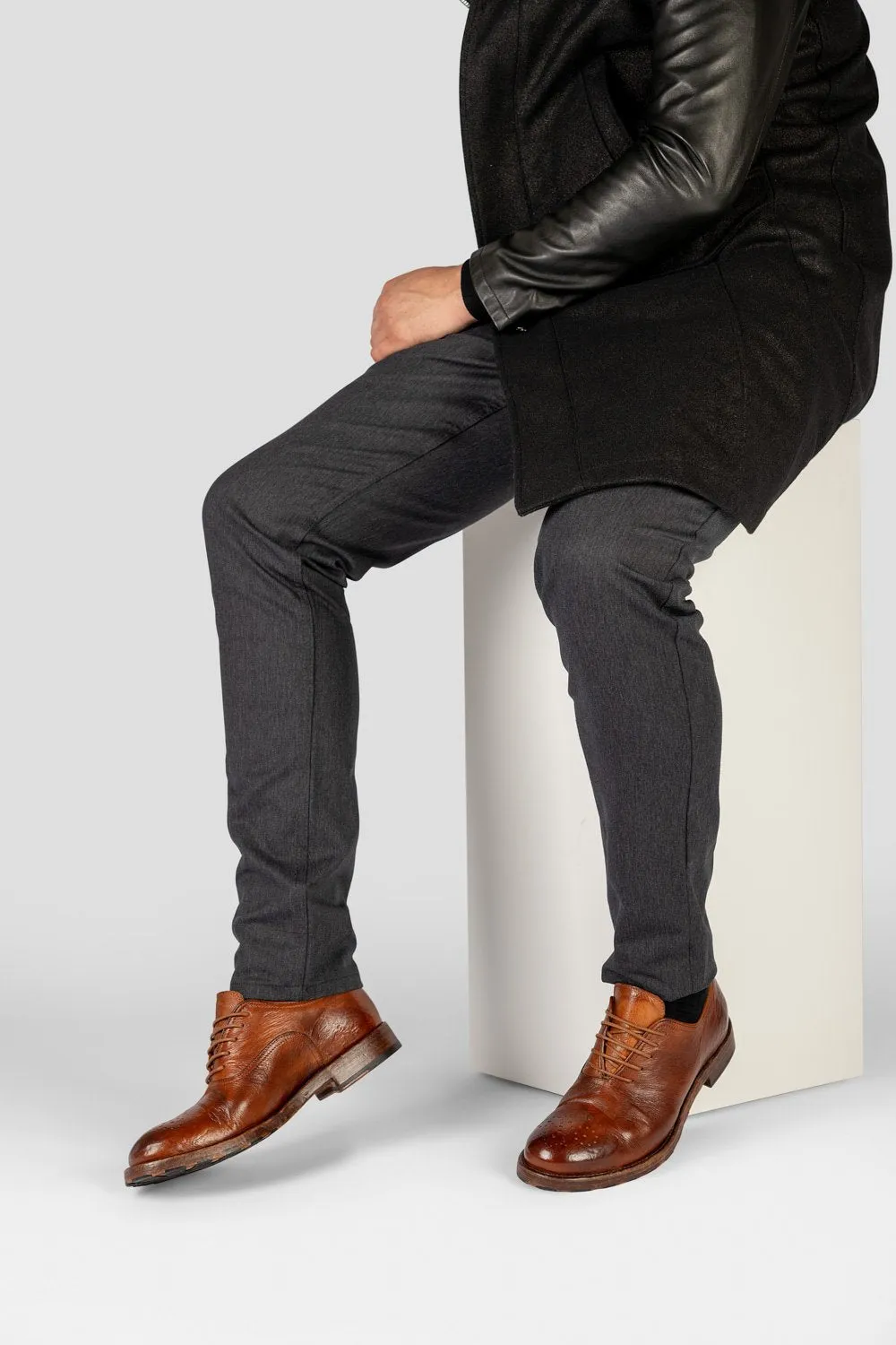 ASTON terra-brown oxford shoes.