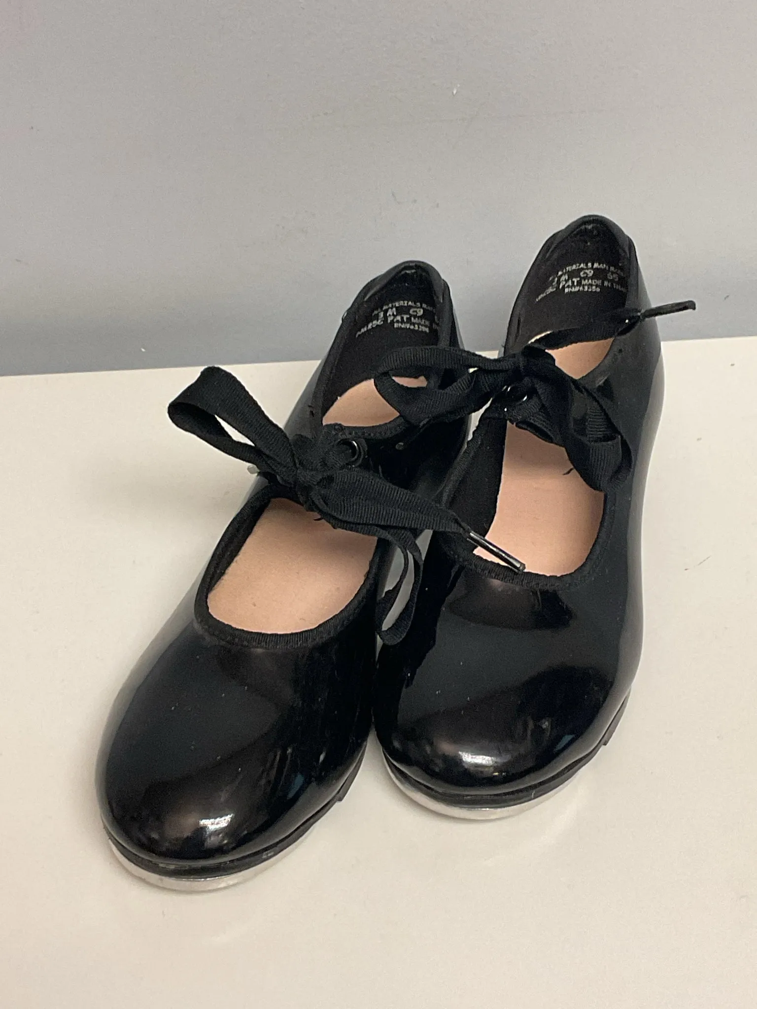 Capezio Child Shoe Size 3 Black Shoes