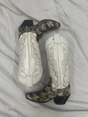 Diamond Back Exotic   Cream Cowboy Boots