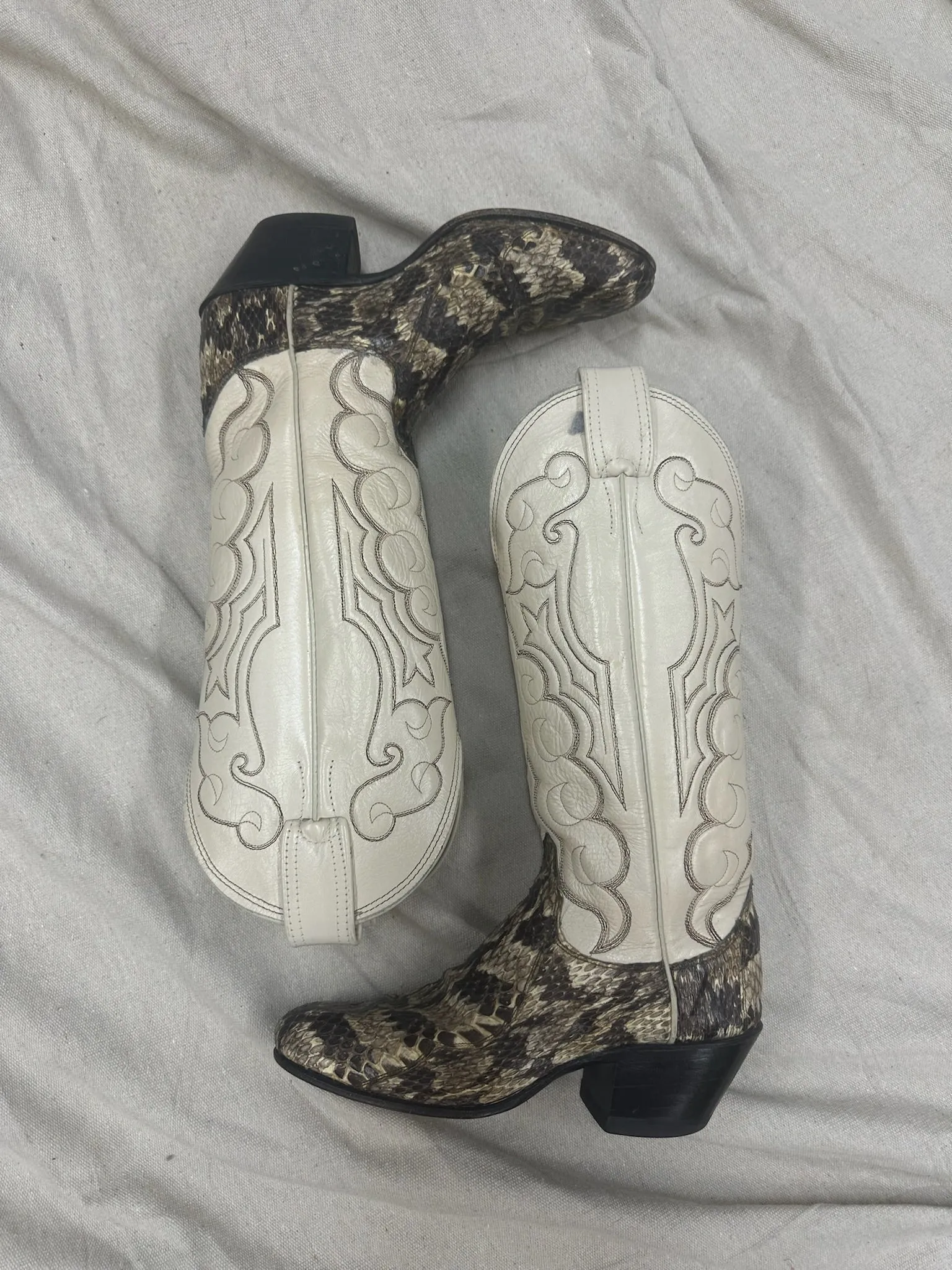 Diamond Back Exotic   Cream Cowboy Boots