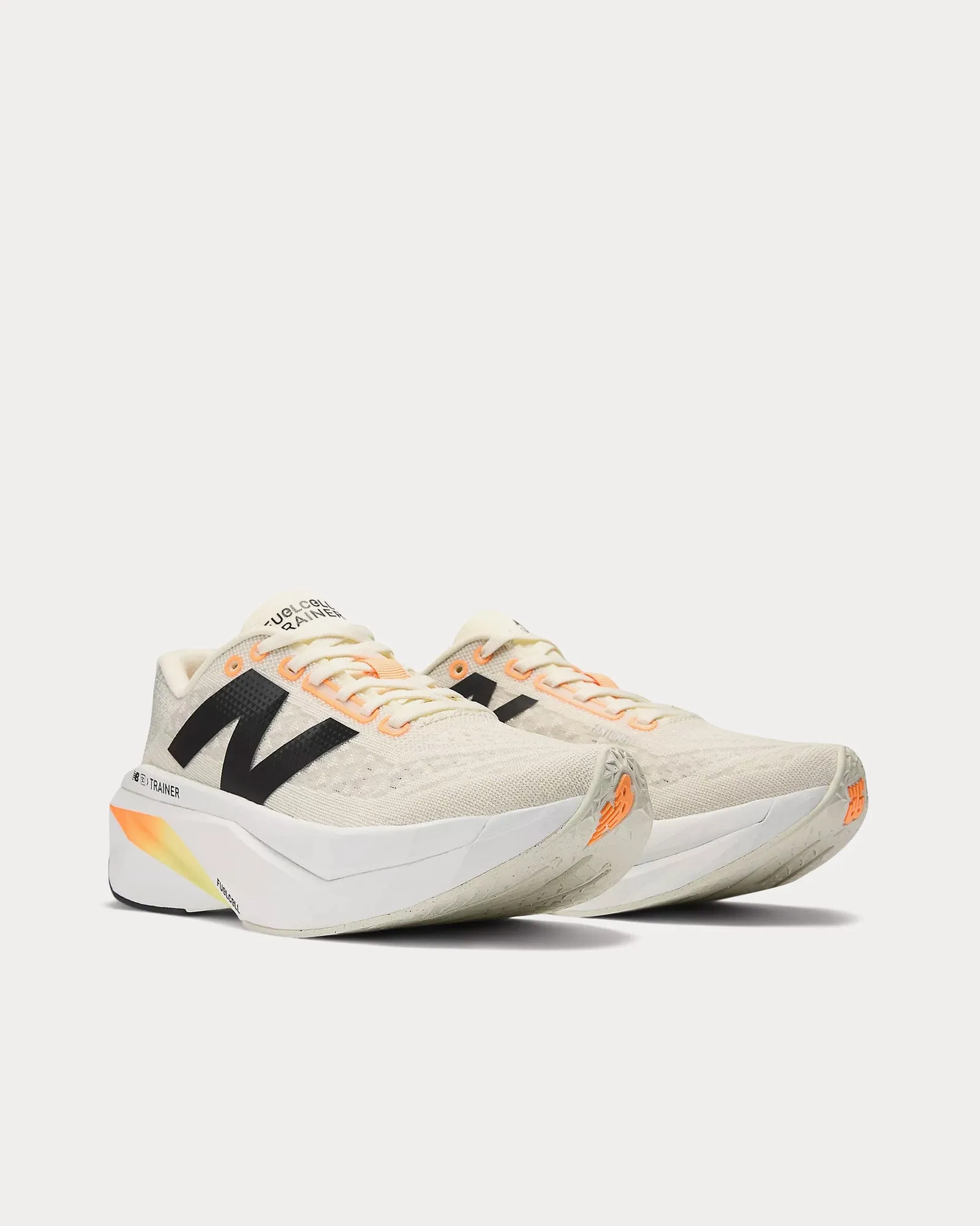 FuelCell SuperComp Trainer v3 Angora / Hot Mango / Black Running Shoes