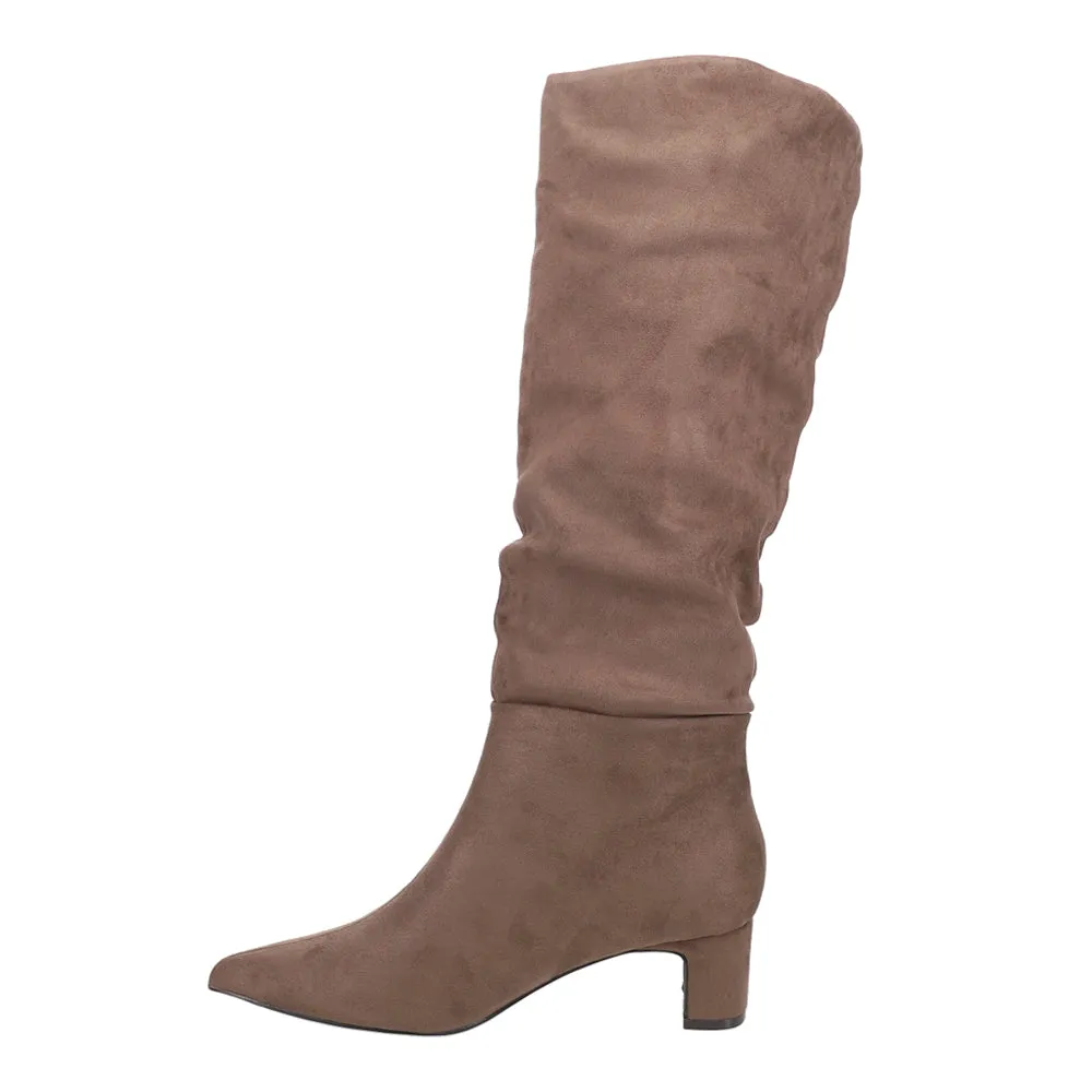 Noey Pointed Toe Pull On Boots