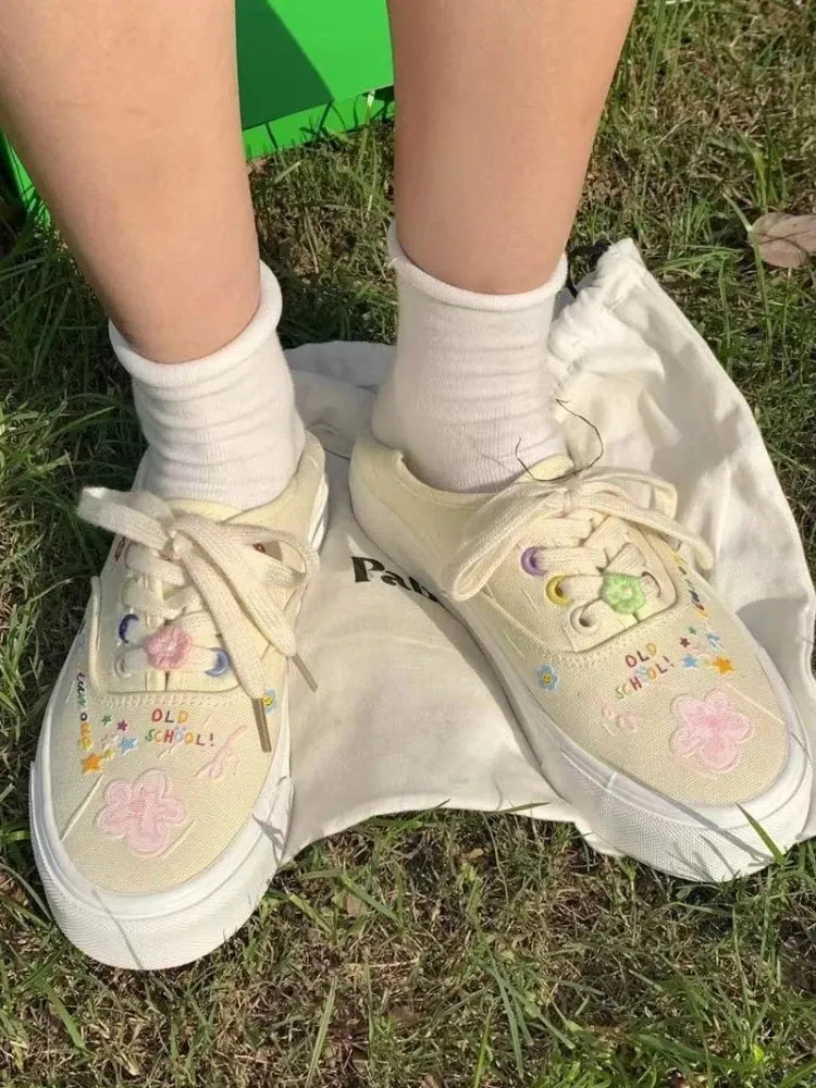 Sohiwoo Women's Shoes Low Kawaii Lace Up Female Footwear Canvas Cute Light Shoe Free Shipping Promotion A Offer Price Summer Urban